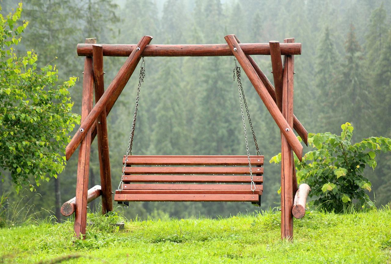 Korzyści z budowy huśtawki dla dzieci